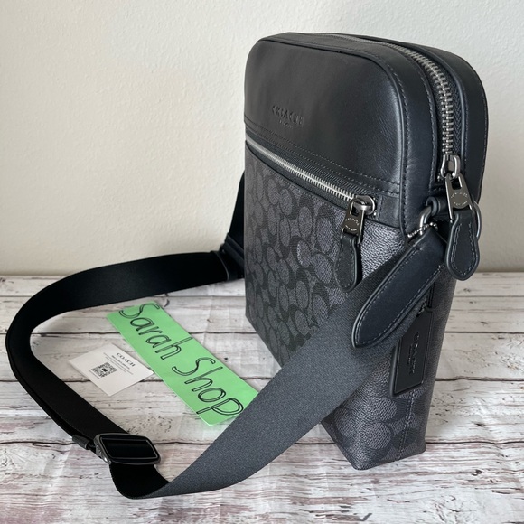 ✅Coach Houston Flight Bag In Signature - Picture 5 of 16